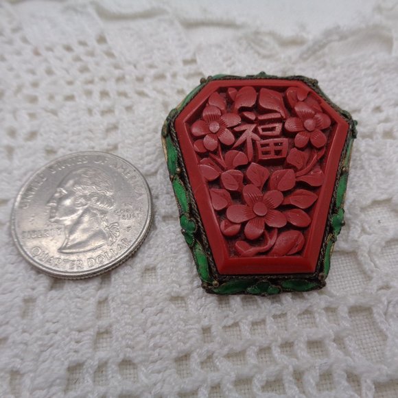 Antique Cinnabar & Enamel Chinese Good Luck Brooch - Picture 4 of 6